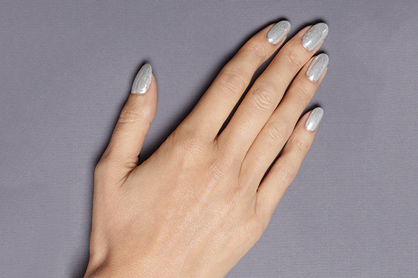 chrome nails